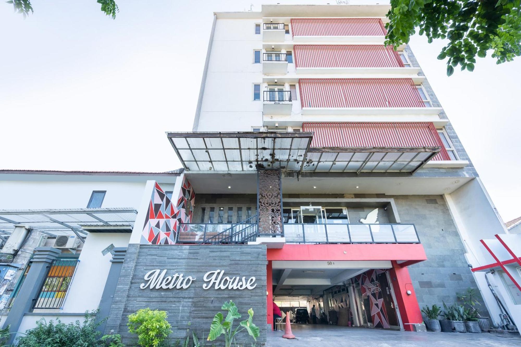 Hotel Super Oyo Flagship 91863 Metro House Surabaya Exterior foto